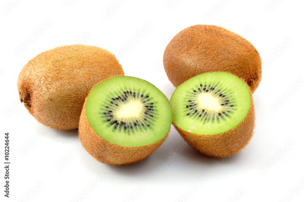 Fototapeta premium healthy green kiwi fruit isolated on white background
