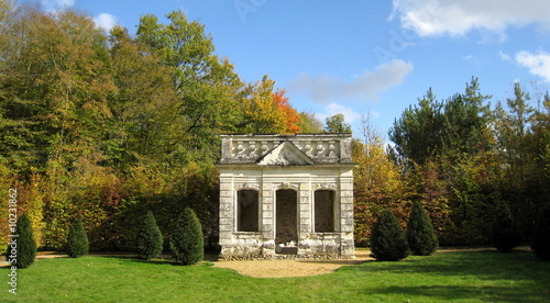 trianon au fond du parc