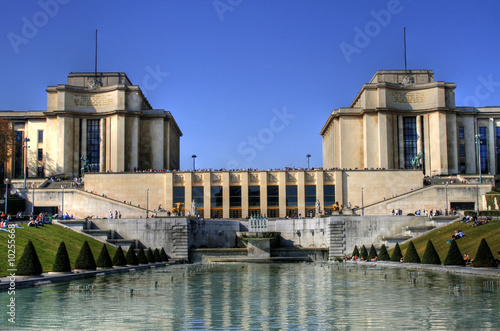 Palais de Chaillot / Trocadéro - Paris photo