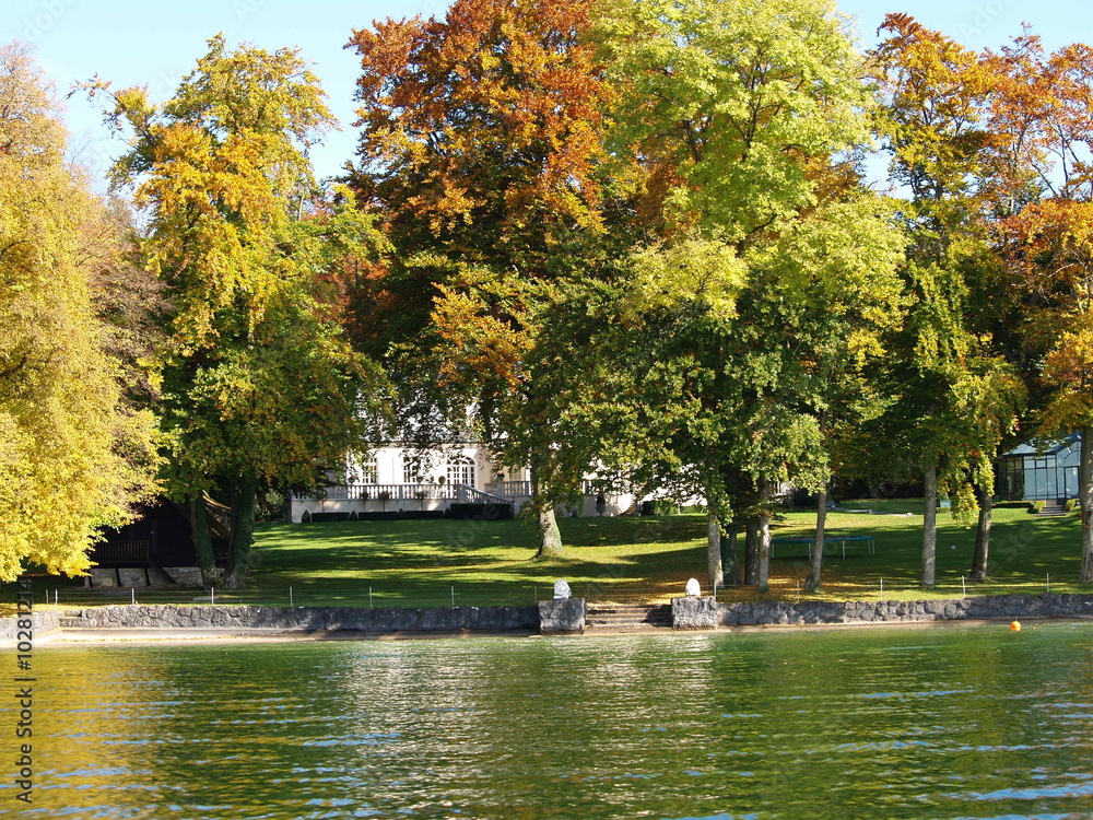 Fototapeta premium Villa am See