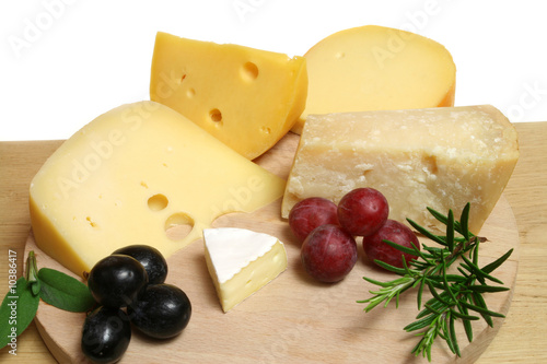 Variety of cheese: camembert and other hard cheeses