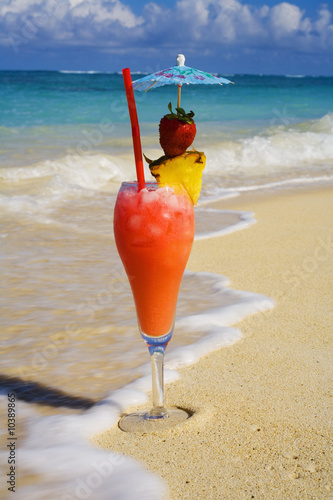 tropical drink in hawaii