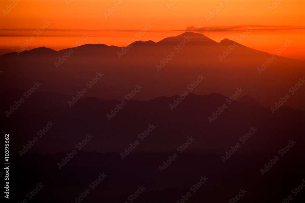 夜明けの浅間山 夜明けの浅間山