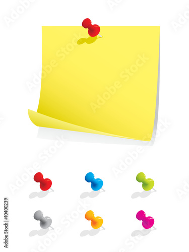Set of push pins with note paper
