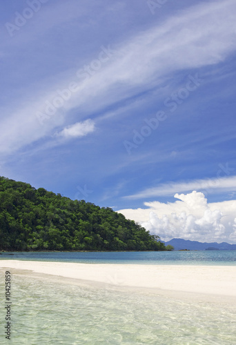 deserted island of koh kham  thailand