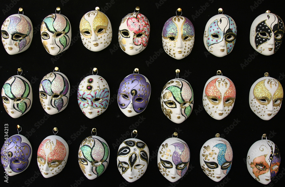 Stand de petit masque