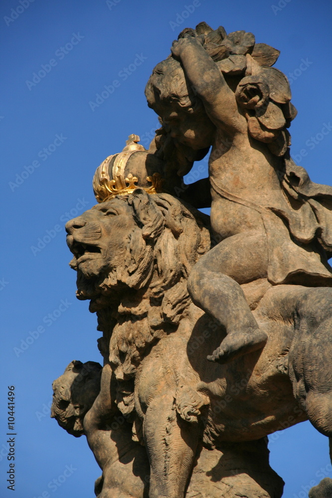 Statue de lion