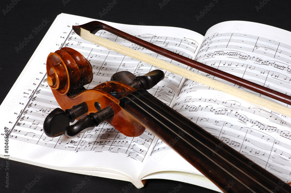 Naklejka premium Violin and bow