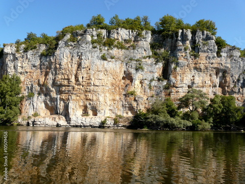 Fotografija falaise & barrage sur le Lot