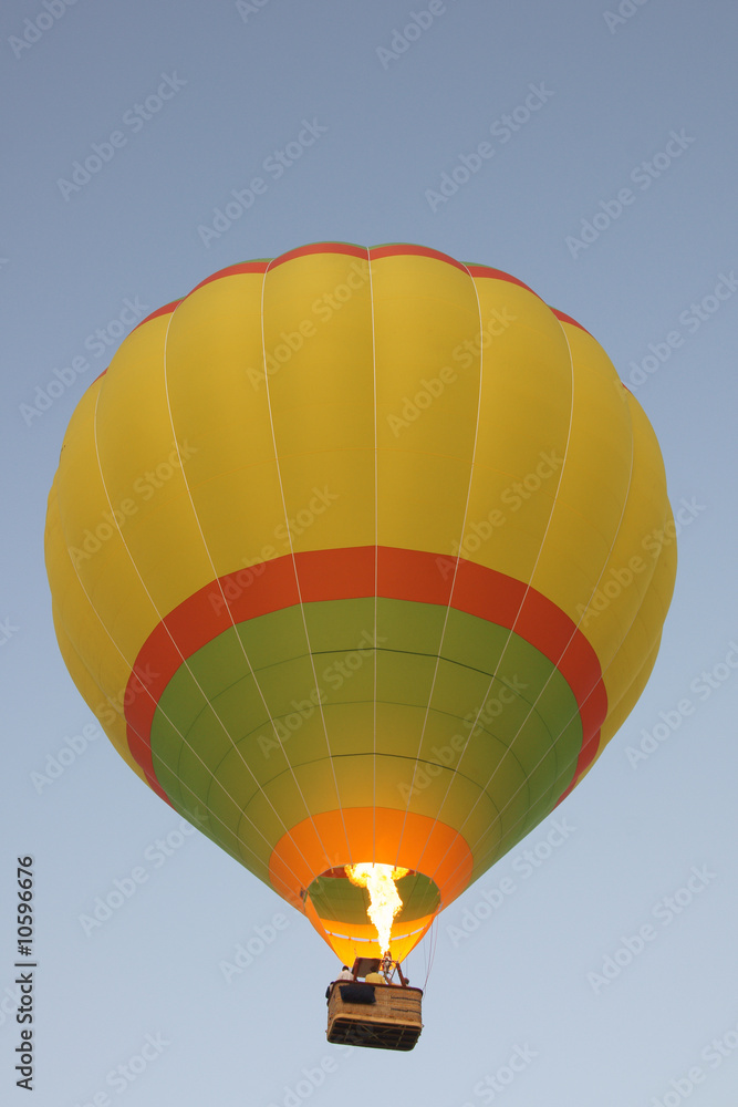Fototapeta premium Hot Air Balloon Over Pushkar Fair in Rajasthan, India