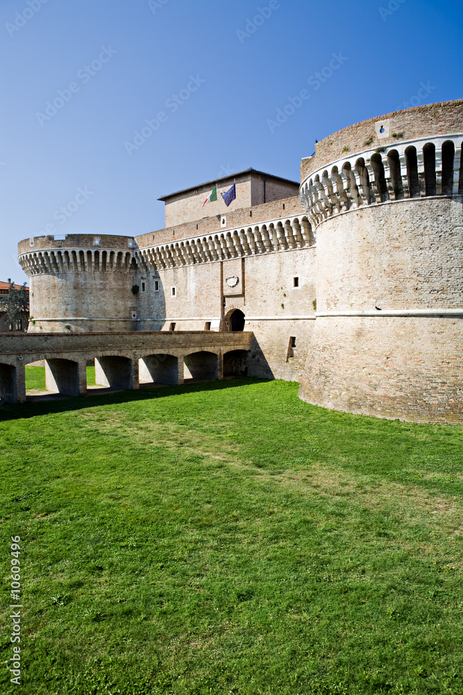 castle in Italy - Rocca Roveresca