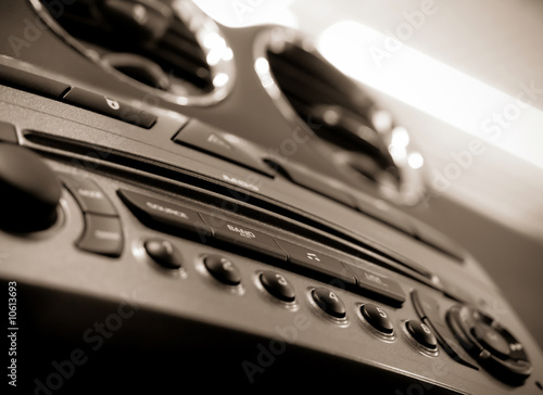 Wallpaper Mural Auto audio dashboard Torontodigital.ca