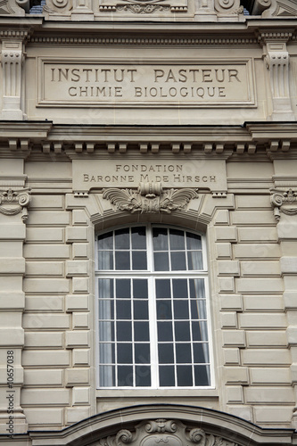 Obraz na płótnie Façade de l'institut Pasteur - Paris w salonie