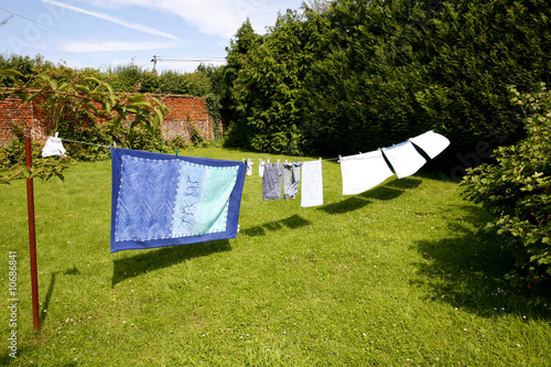 Fotografie linge en train de sécher au soleil