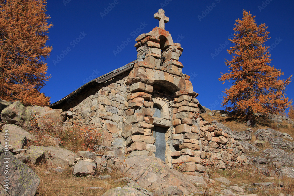 Chapelle du lac d'Allos