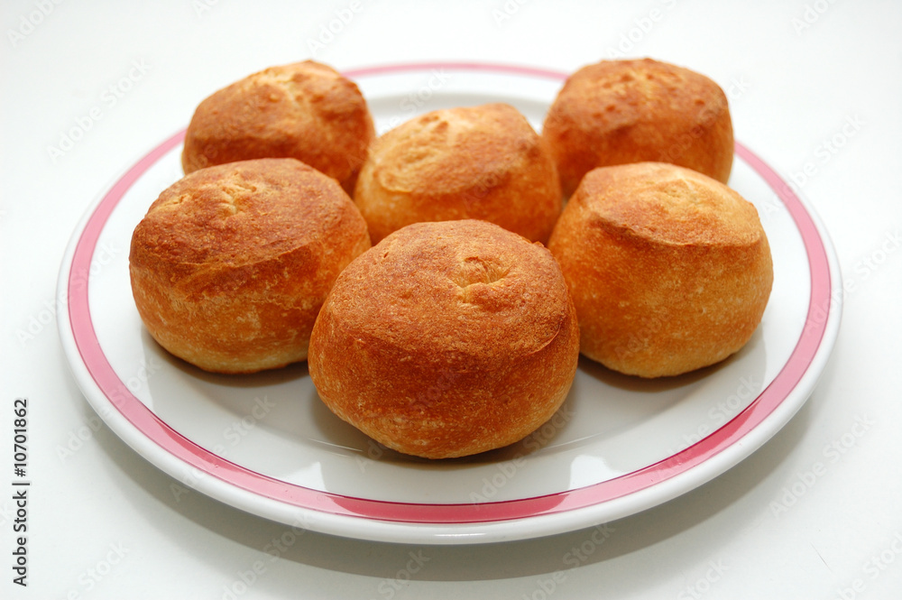 Buns on plate Buns on plate