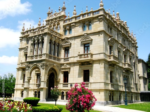 Obraz na płótnie Museo de Bellas Artes (Vitoria) w salonie