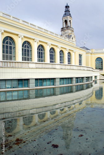 Reflets au Palais Beaumont