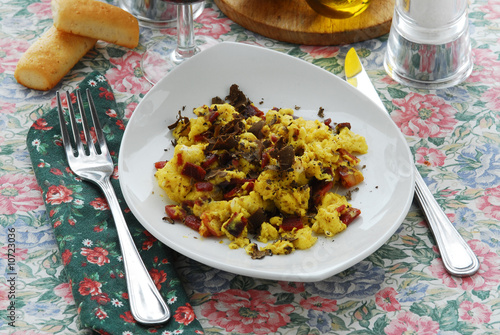 Prosciutto con uova e tartufi - Primi - Cucina Istriana photo