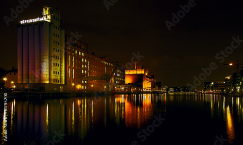 Innenhafen Duisburg - Küppersmühle