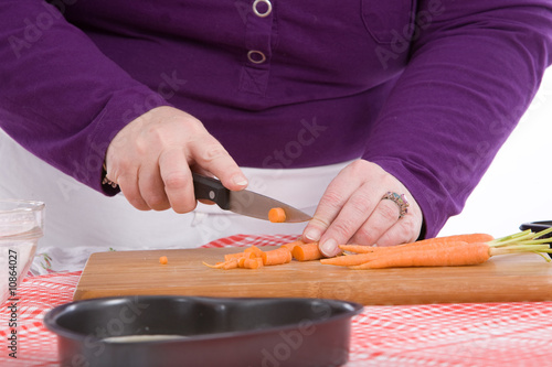 Chopping carrots