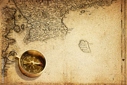 compass (map 18 century)