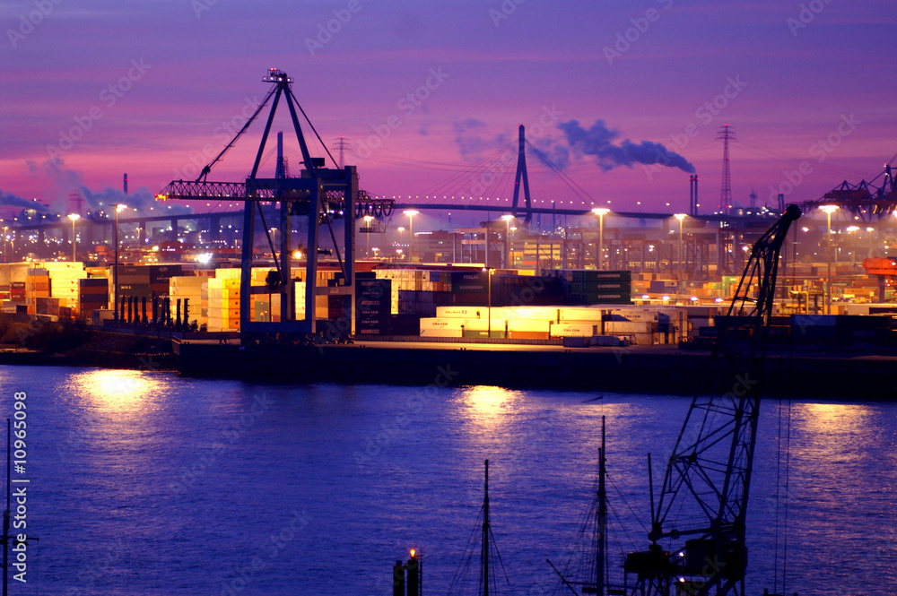 Containerterminal Hamburg Waltershof bei Nacht