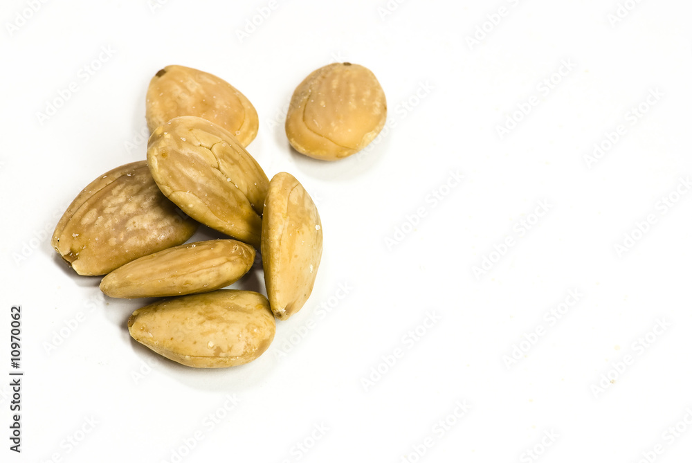 Almonds Almonds