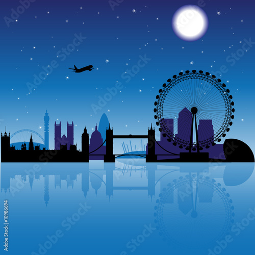 London skyline silhouette at night with reflection on thames фототапет