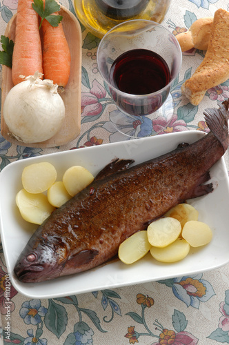 Trota al vino rosso - Secondi di pesce del Trentino Alto Adige photo