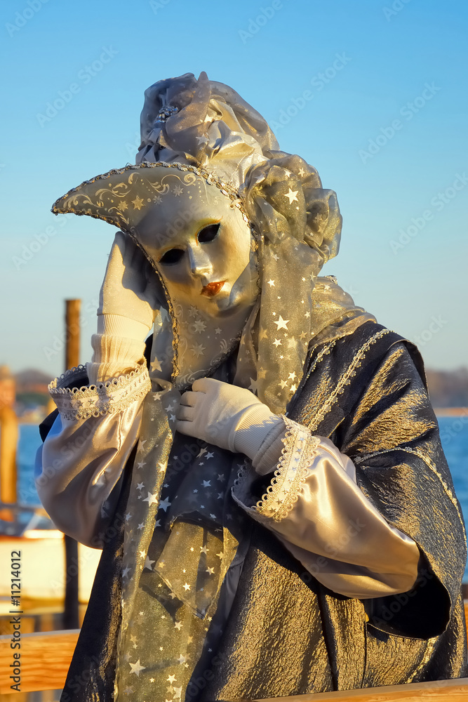 Obraz premium Venice carnival. Mask on the street