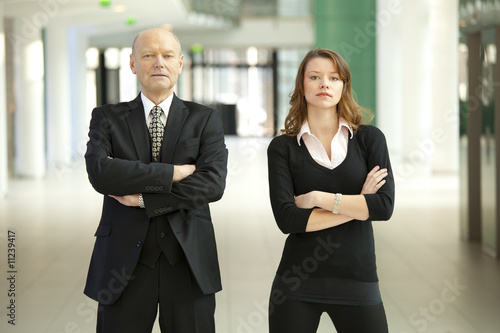 Fototapeta tough business team close