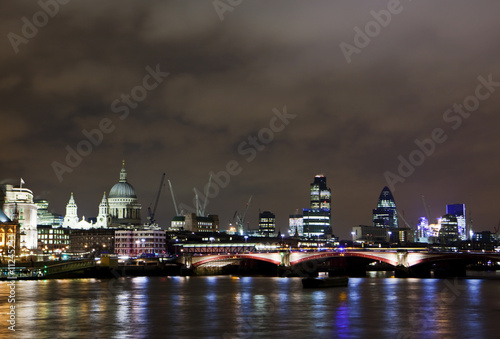 Canvas Print City of london by night