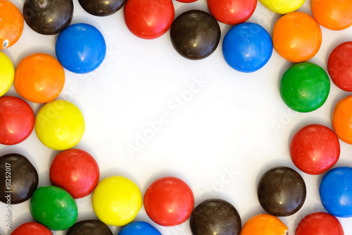 colorful candy border - horizontal