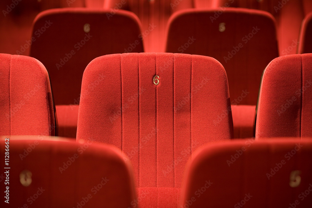 Obraz premium red chairs