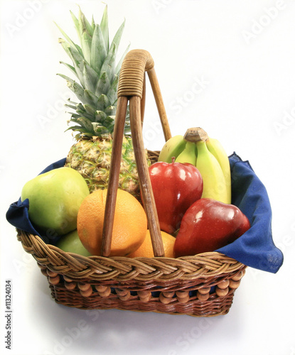 Obraz na plátně Fruit basket from the side