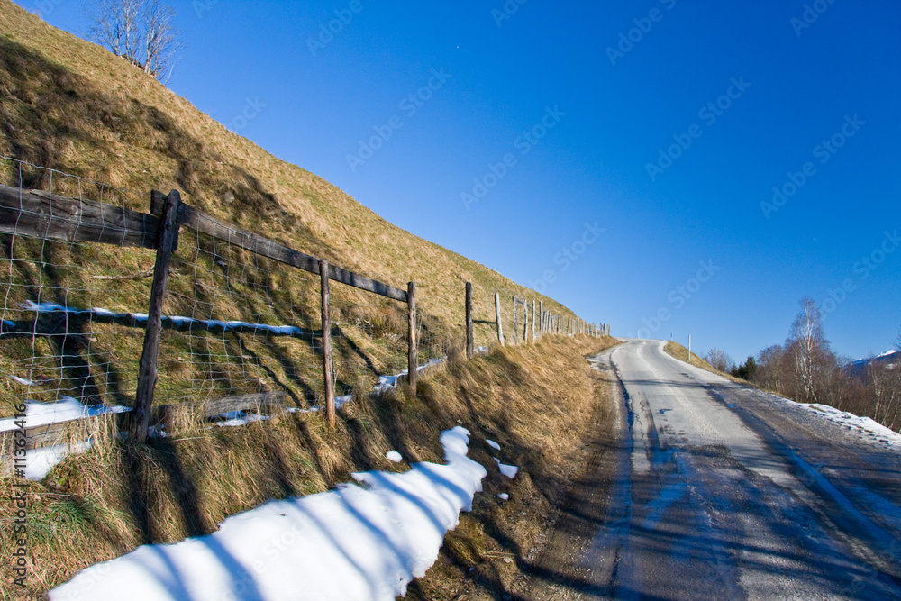 Fototapeta premium mountain street