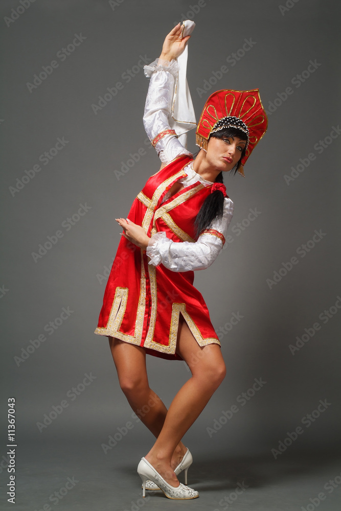 Fototapeta premium woman in a kokoshnik