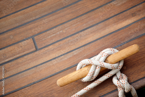 Sailing knot on a wooden floor