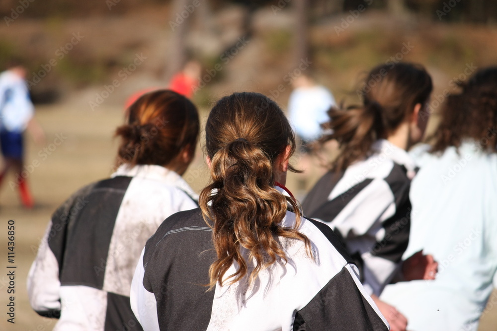 joueuses de rugby feminin vues de dos