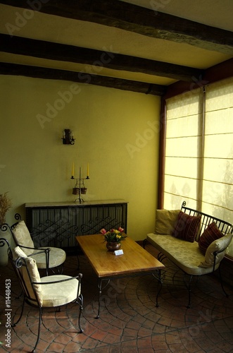 coffee shop room