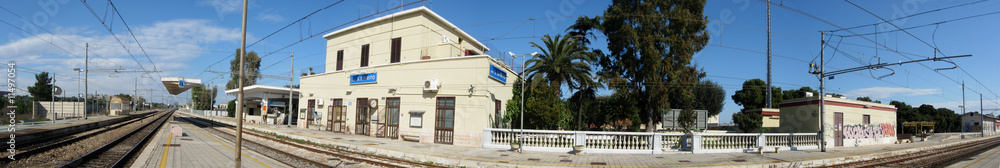 Bari, Santo Spirito, Stazione ferroviaria