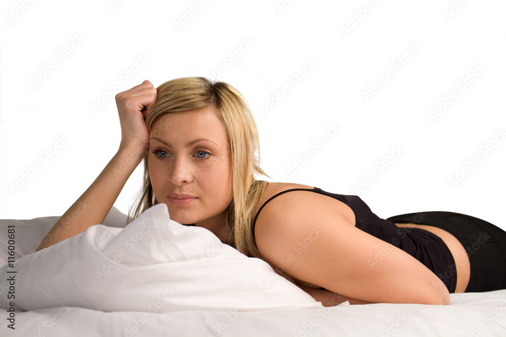 Obraz premium Woman lying on bed