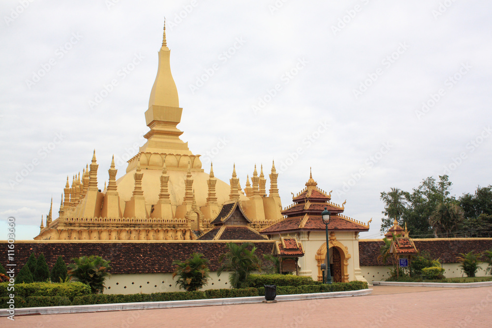 Fototapeta premium Pha That Luang (Great Stupa)