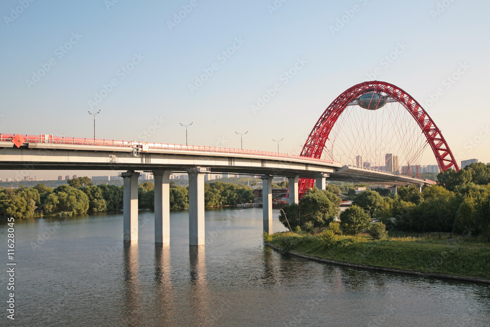 New guyed bridge on Moscow river