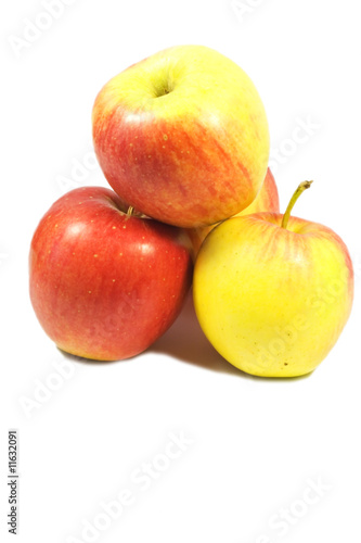 apples on white background 5