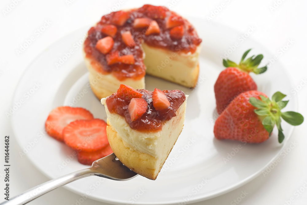cheesecake with fresh strawberries and blackberry jam cheesecake with fresh strawberries and blackberry jam