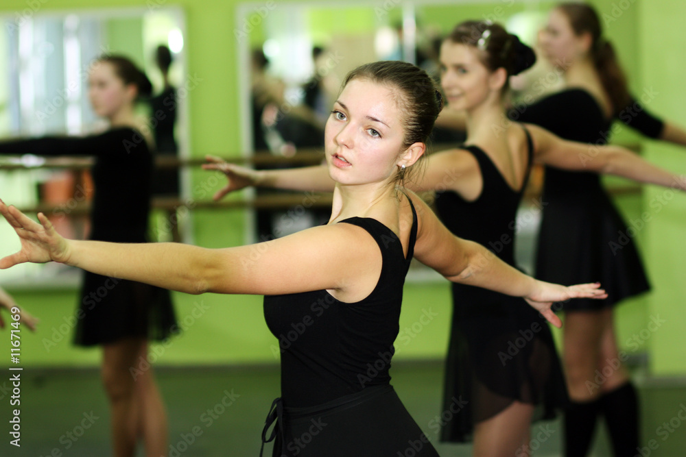 Dancing Dancing