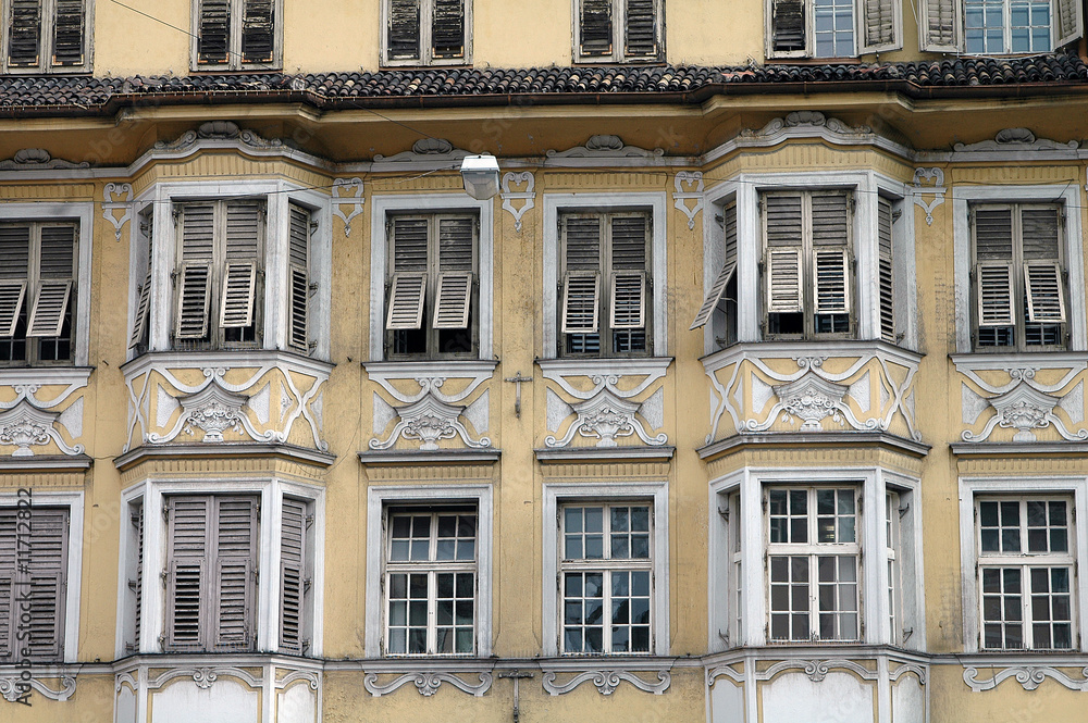 Obraz premium Fassade mit Erkern