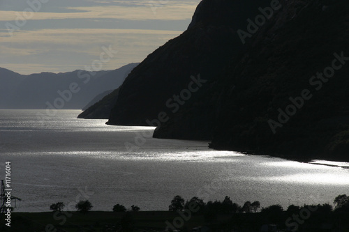 Blick auf den Lyse-Fjord bei Lyse-Botn - Norwegen photo